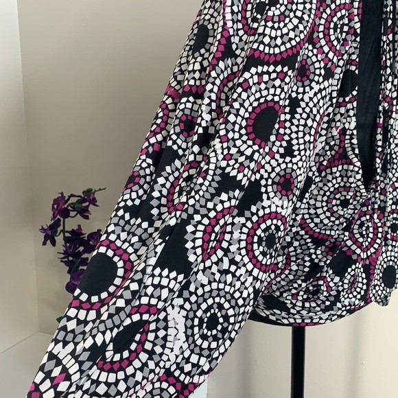 Rampage Multicolored Open Back Long Sleeve Women’s Top Size S - Picture 6 of 11